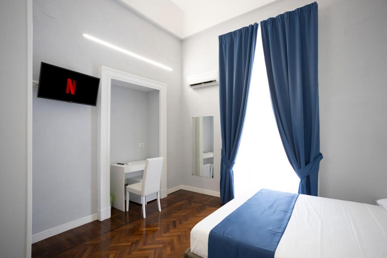La Chambre Duomo Napels Buitenkant foto