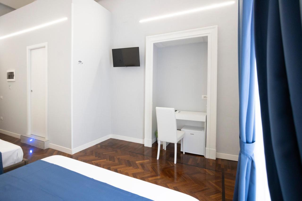 La Chambre Duomo Napels Buitenkant foto