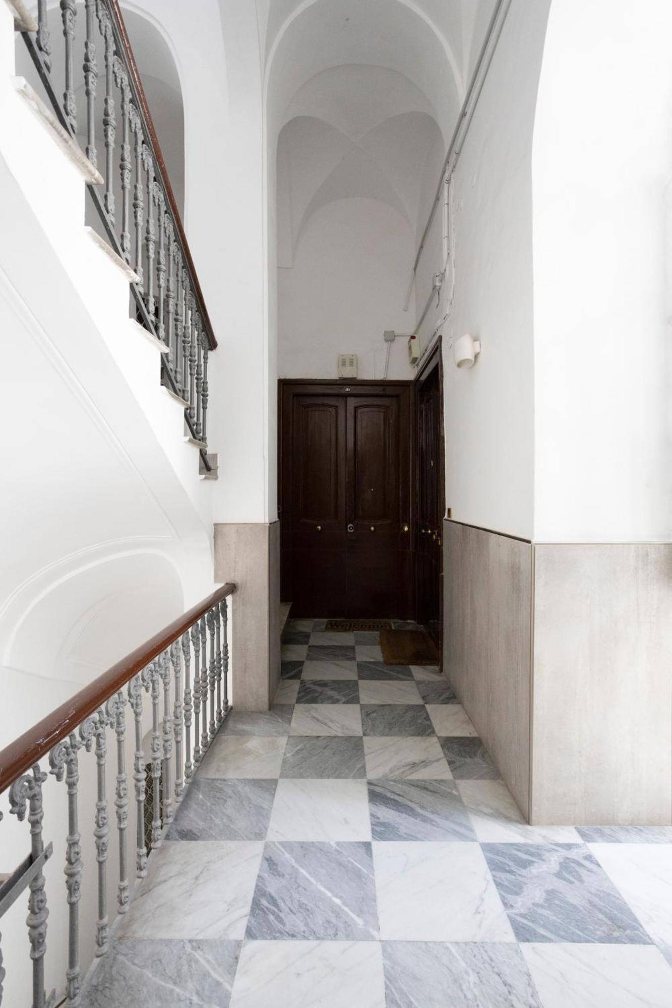 La Chambre Duomo Napels Buitenkant foto